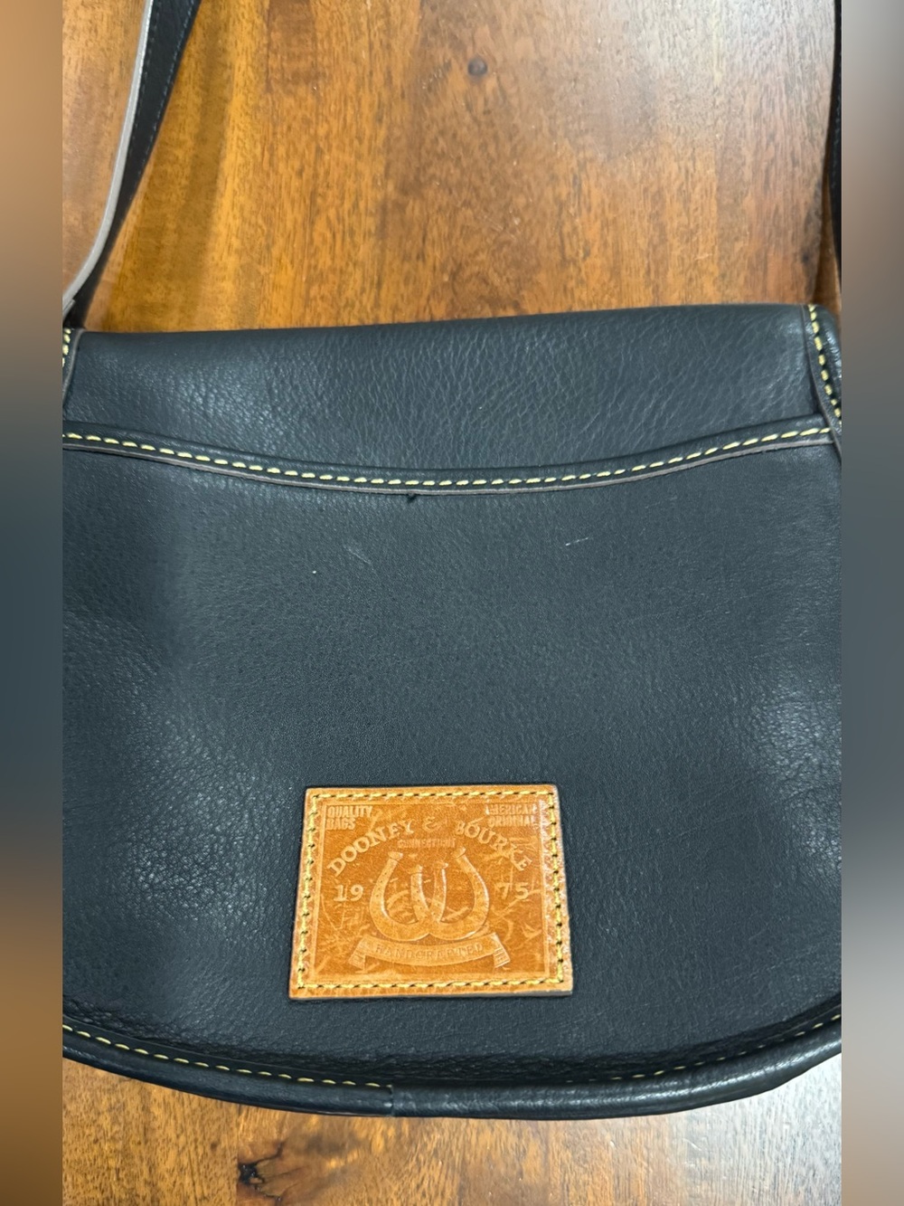 Dooney & Bourke Western Horseshoe Saddle Bag Black - Picture 6 of 9